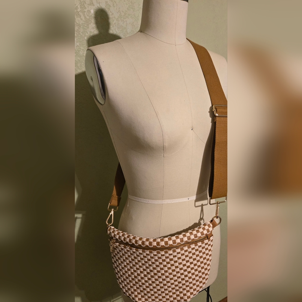Westlyn Bum Bag In Camel